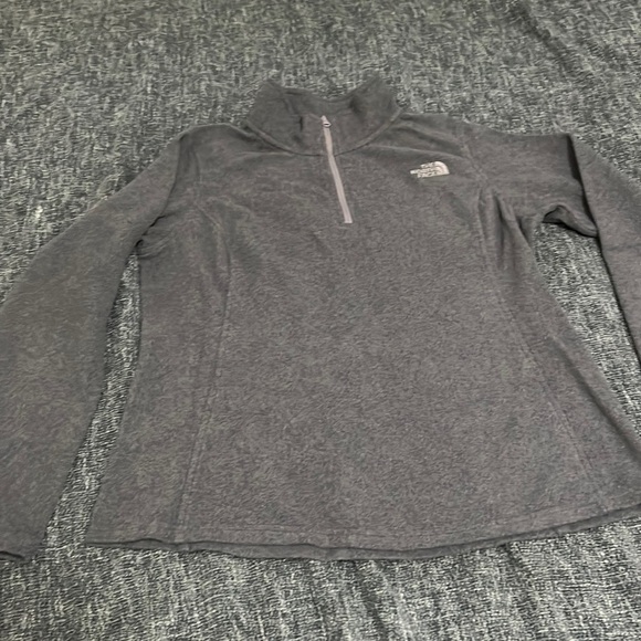 North face medium 1/4 zip fleece jacket - Picture 1 of 3
